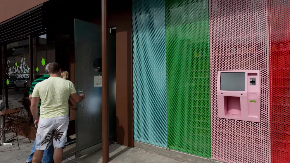 Sprinkles Cupcakes Closes All Stores: What It Means for Healthy Eating Trends