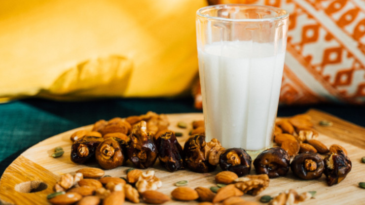 Can You Freeze Almond Milk?