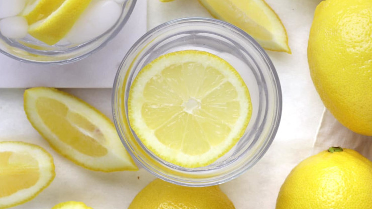 Does Lemon Water Make You Poop?