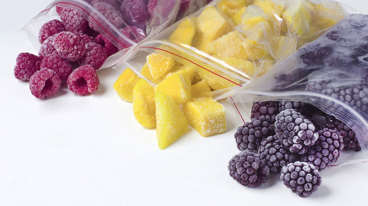 How To Best Eat Frozen Fruit