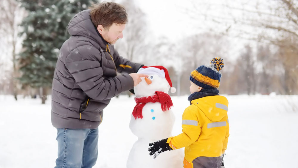 Healthy Winter Activities Everyone Can Enjoy