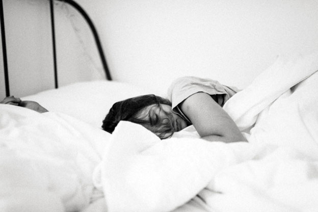 The Impact of Sleeping Positions on Digestion